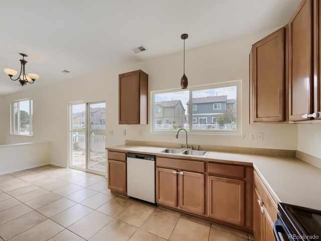 2444 E 127th Pl, Thornton, CO 80241