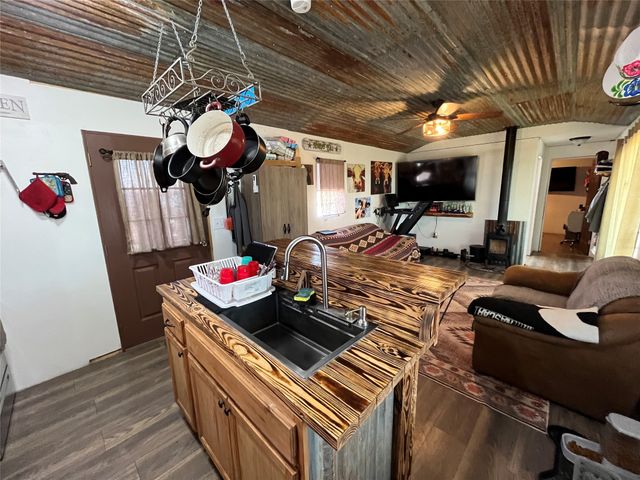 9383 CR 210, Hico, TX 76457