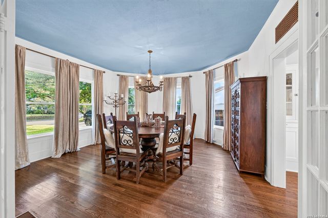 339 W HOLLYWOOD AVE, San Antonio, TX 78212