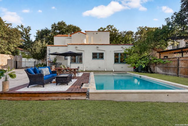 339 W HOLLYWOOD AVE, San Antonio, TX 78212