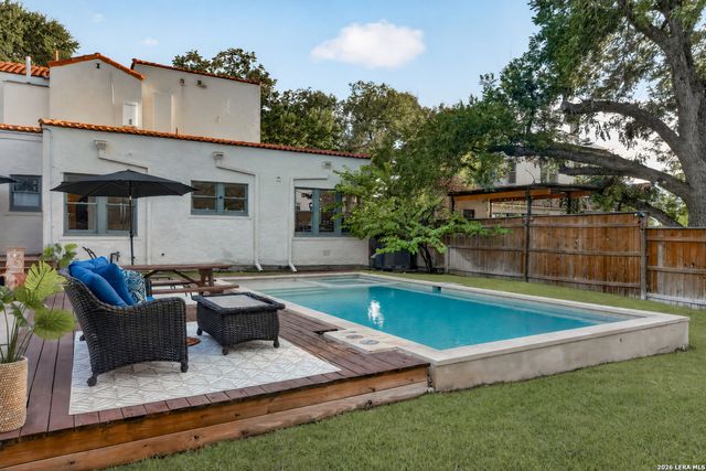 339 W HOLLYWOOD AVE, San Antonio, TX 78212