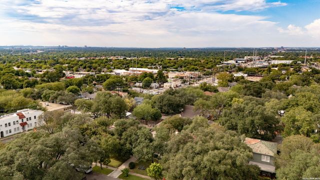339 W HOLLYWOOD AVE, San Antonio, TX 78212