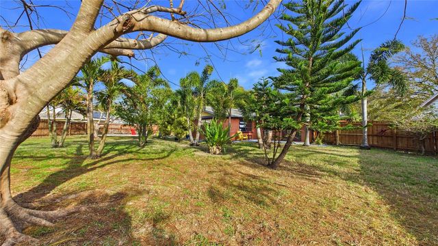 3849 EDGEMONT DRIVE, New Port Richey, FL 34652