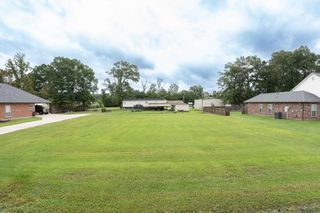 13176 Cypress Gold Dr, St Amant, LA 70774