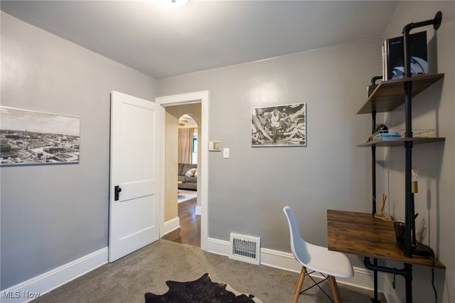 2179 Glenmount Avenue, Akron, OH 44319