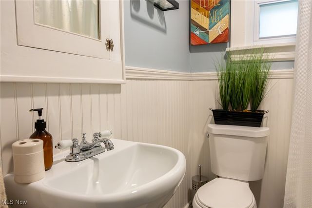 2179 Glenmount Avenue, Akron, OH 44319