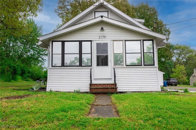 2179 Glenmount Avenue, Akron, OH 44319