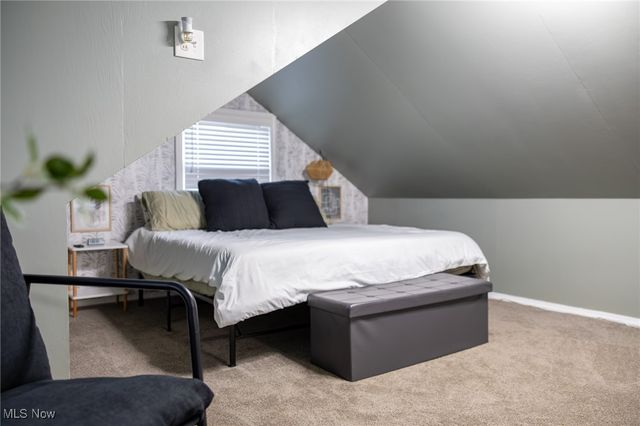 2179 Glenmount Avenue, Akron, OH 44319