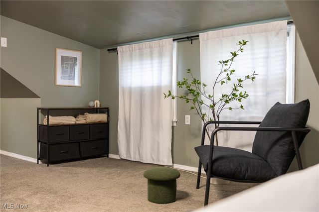 2179 Glenmount Avenue, Akron, OH 44319