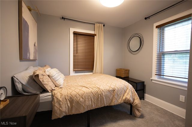 2179 Glenmount Avenue, Akron, OH 44319