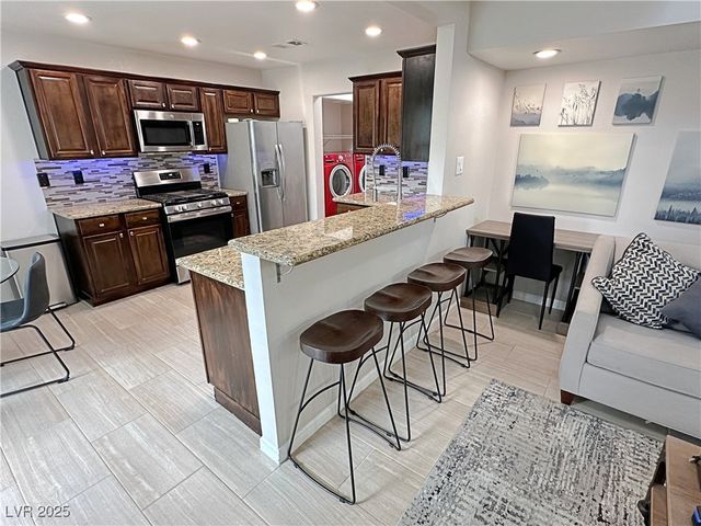 4052 Cape Sand Drive, Las Vegas, NV 89108