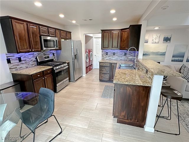 4052 Cape Sand Drive, Las Vegas, NV 89108