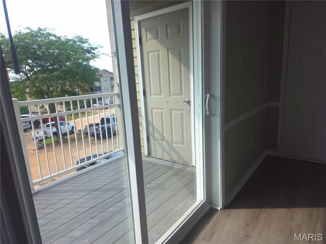 651 Green Jade Drive G, Fenton, MO 63026