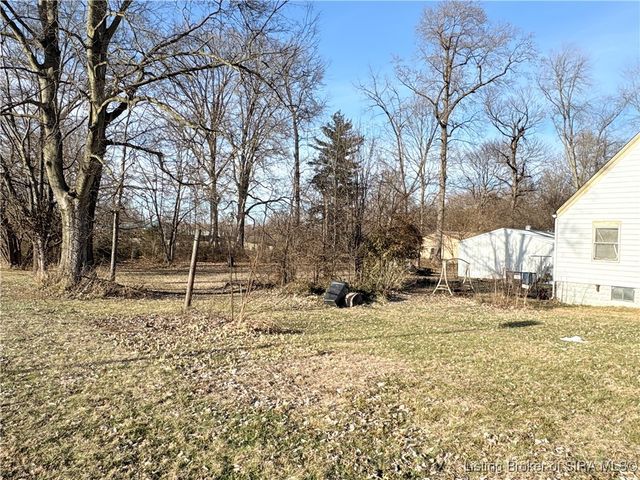 2127 Middle Road, Jeffersonville, IN 47130