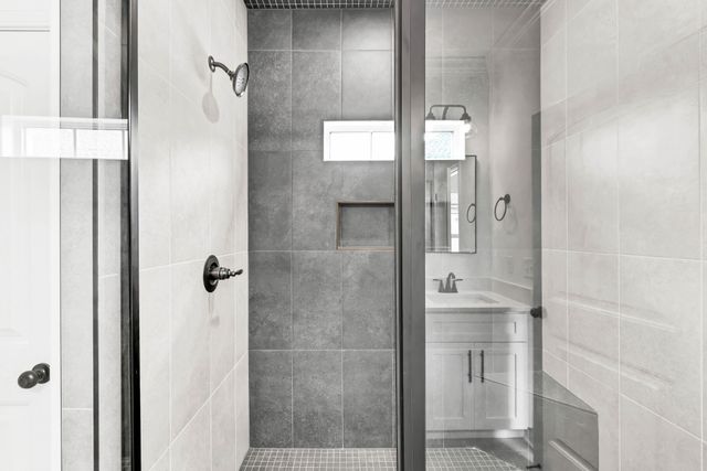 382 Kingland Ln, Clarksville, TN 37043