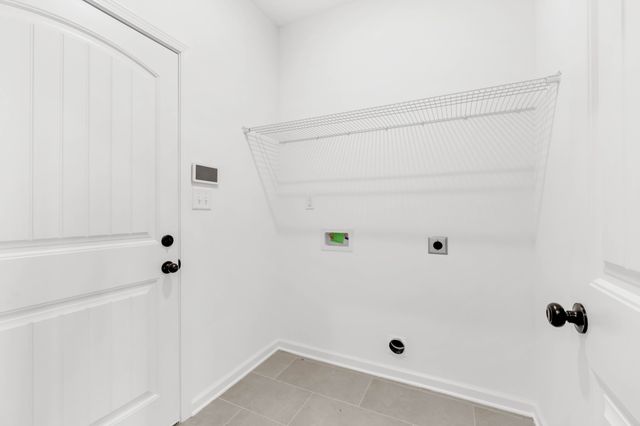 382 Kingland Ln, Clarksville, TN 37043