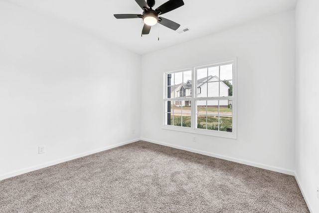 382 Kingland Ln, Clarksville, TN 37043