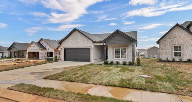 382 Kingland Ln, Clarksville, TN 37043