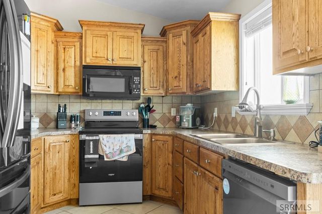 1415 N Preston Drive, Idaho Falls, ID 83401