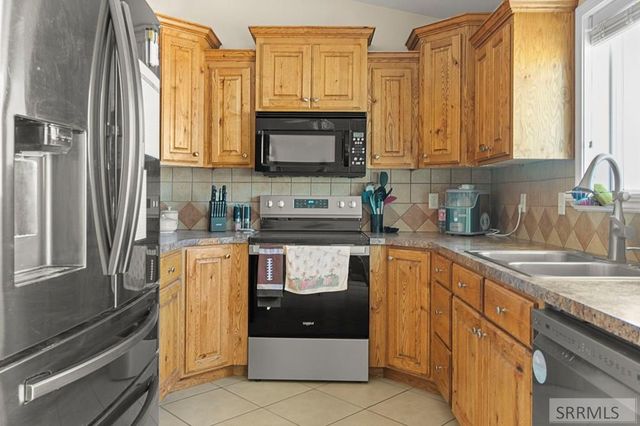 1415 N Preston Drive, Idaho Falls, ID 83401