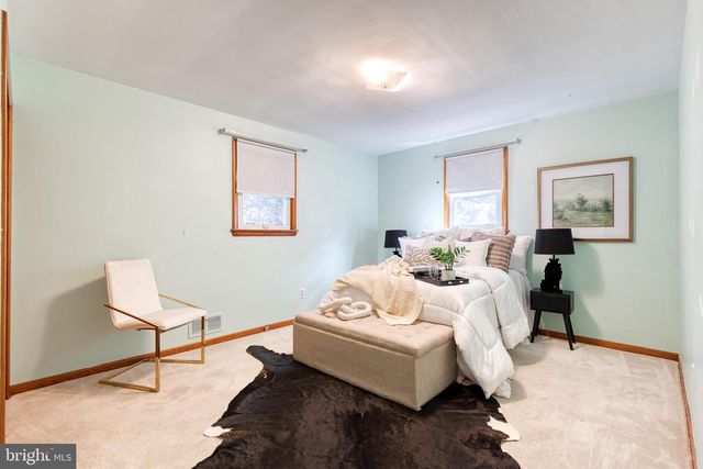 2905 KNOLL ACRES DR, Baltimore, MD 21234