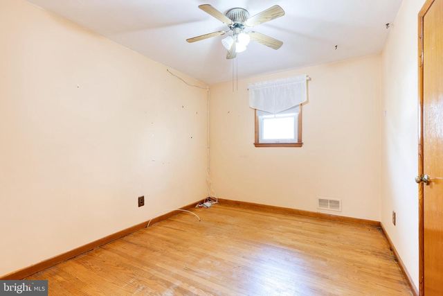 2905 KNOLL ACRES DR, Baltimore, MD 21234