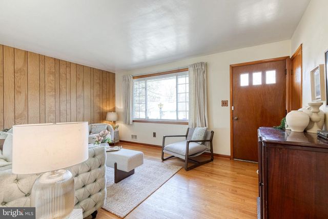 2905 KNOLL ACRES DR, Baltimore, MD 21234