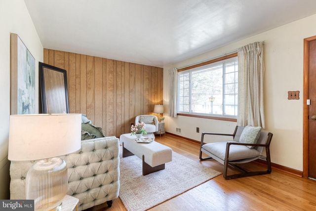 2905 KNOLL ACRES DR, Baltimore, MD 21234