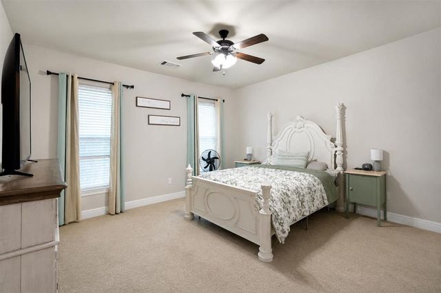 2108 Orleans Run Drive, Lake Charles, LA 70611