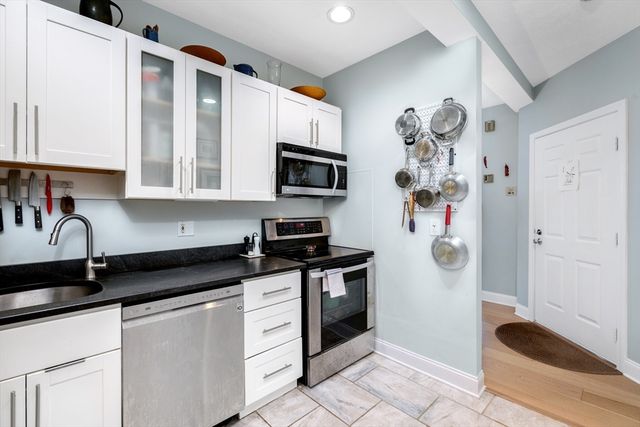662 Massachusetts Avenue 1, Boston, MA 02118