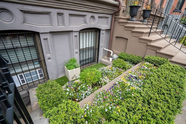 662 Massachusetts Avenue 1, Boston, MA 02118