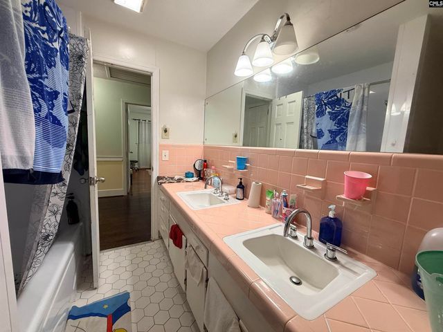 946 Bakersfield Road, Columbia, SC 29210