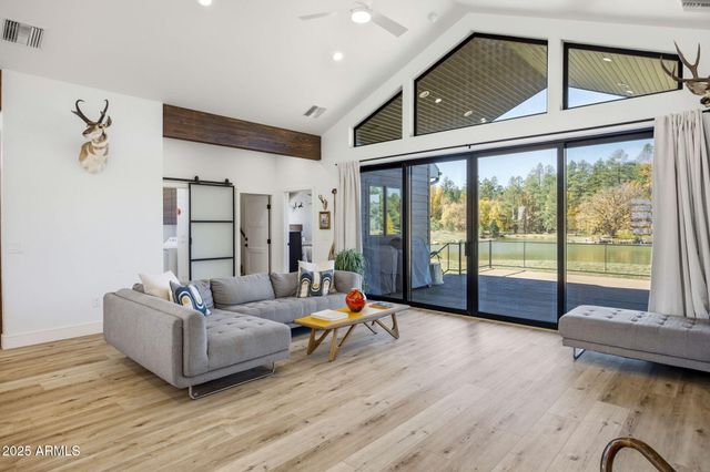 1620 S TORREON LAKES Drive, Show Low, AZ 85901