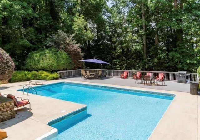 5779 Chisholm Trail, Lilburn, GA 30213