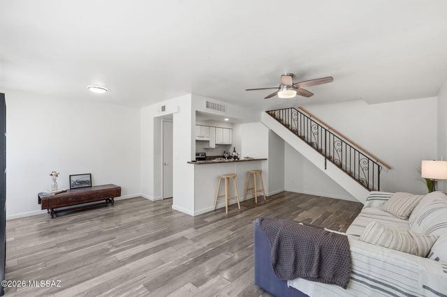 6617 E Calle Alegria Unit B, Tucson, AZ 85715