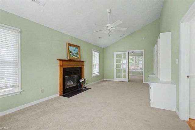 4910 Falkirk MEWS, Williamsburg, VA 23188