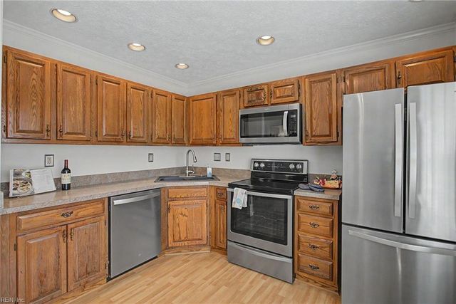 4910 Falkirk MEWS, Williamsburg, VA 23188