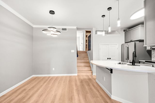 2201 Wolf Street 3105, Dallas, TX 75201