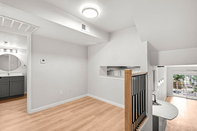 2201 Wolf Street 3105, Dallas, TX 75201