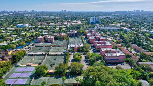 640 Tennis Club Drive 103, Fort Lauderdale, FL 33311