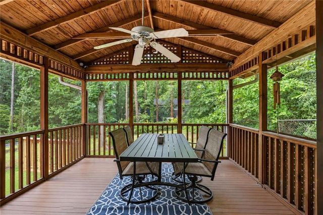 305 Saint Patrick Drive SW, Mableton, GA 30126