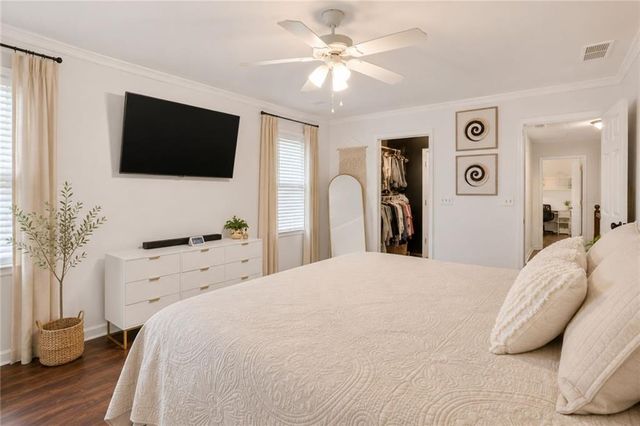 305 Saint Patrick Drive SW, Mableton, GA 30126