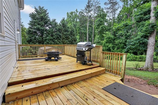 305 Saint Patrick Drive SW, Mableton, GA 30126