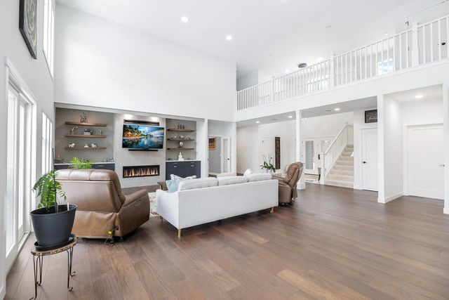 925 Minnesota Lane N, Plymouth, MN 55447