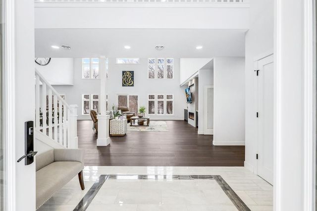 925 Minnesota Lane N, Plymouth, MN 55447