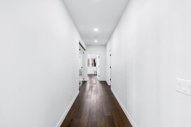 925 Minnesota Lane N, Plymouth, MN 55447