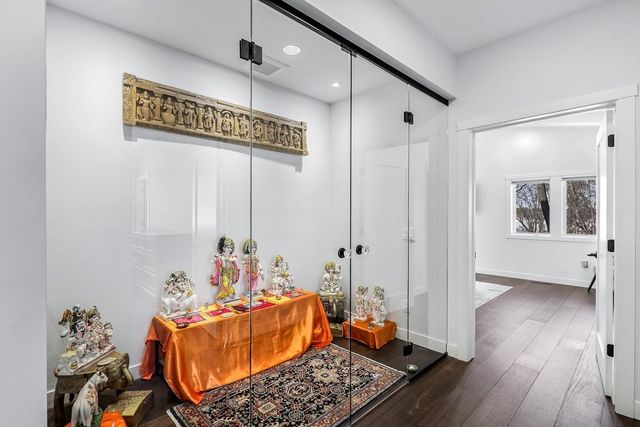 925 Minnesota Lane N, Plymouth, MN 55447