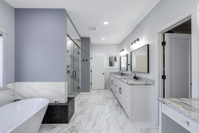 925 Minnesota Lane N, Plymouth, MN 55447