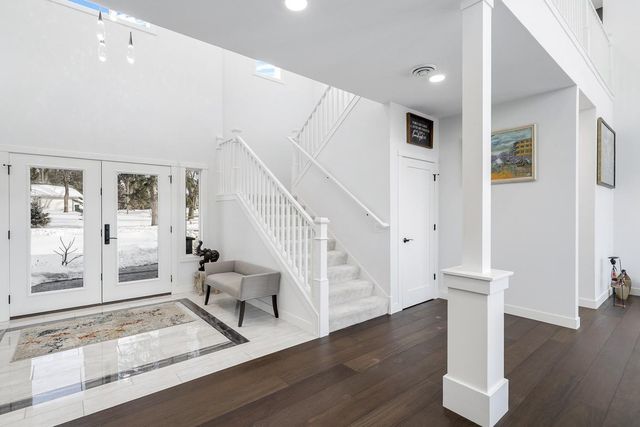 925 Minnesota Lane N, Plymouth, MN 55447