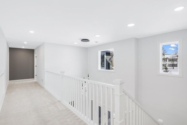 925 Minnesota Lane N, Plymouth, MN 55447